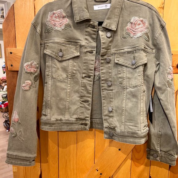 Rose Denim Jacket - Picture 2 of 2